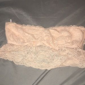 PINK VS STRAPLESS BRALETTE LACE